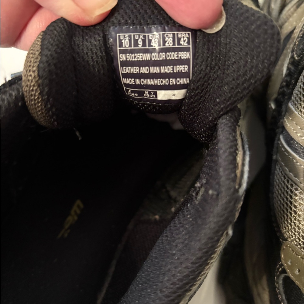 Skechers Men’s Olive Green and Black Athletic Walking Shoes - Picture 4 of 12